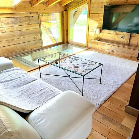 Chalet Cote 2000 Ski Inski Out *